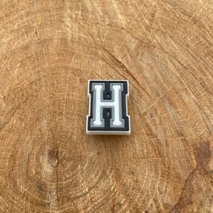 🔴10 for $10 shoe charms for Crocs